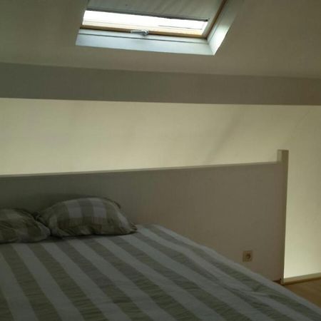 Central Duplex Sleeps 4 Brussel Bagian luar foto
