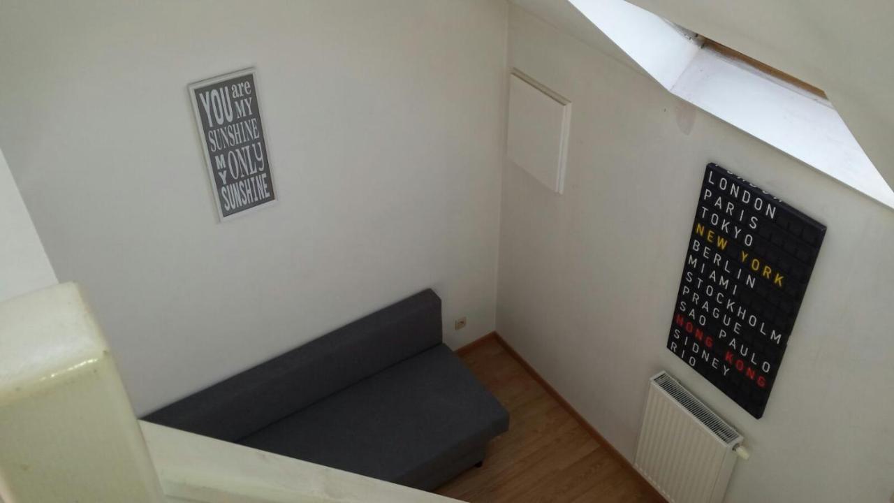 Central Duplex Sleeps 4 Brussel Bagian luar foto