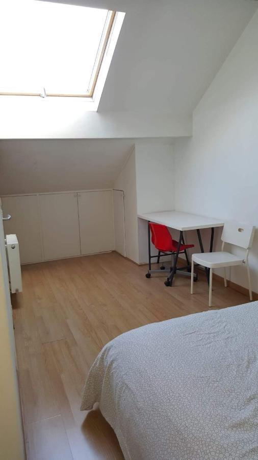 Central Duplex Sleeps 4 Brussel Bagian luar foto